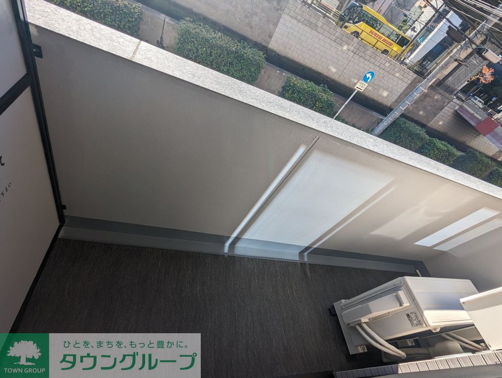 バルコニー　バルコニー