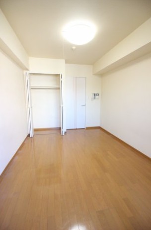 居室・リビング　別部屋参考画像です