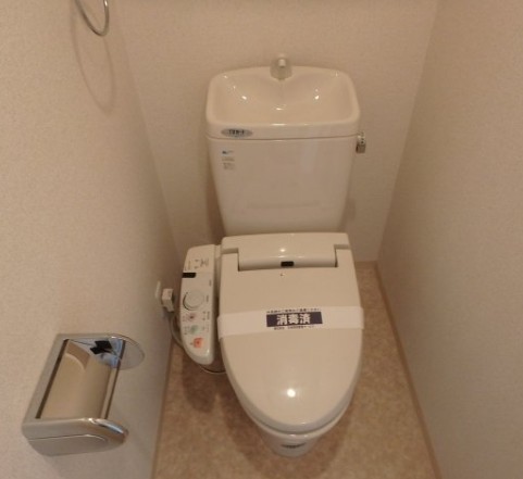 トイレ　※別部屋参考写真