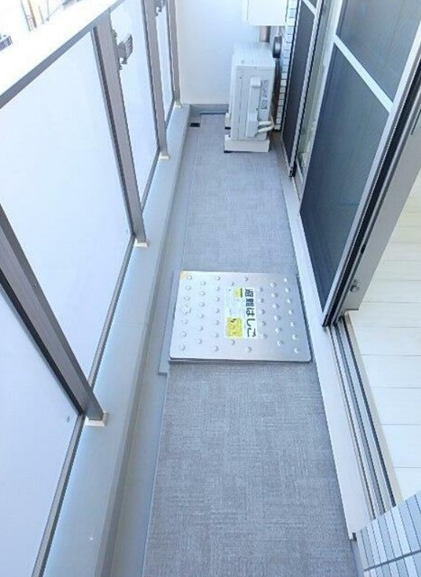 バルコニー　バルコニーあります