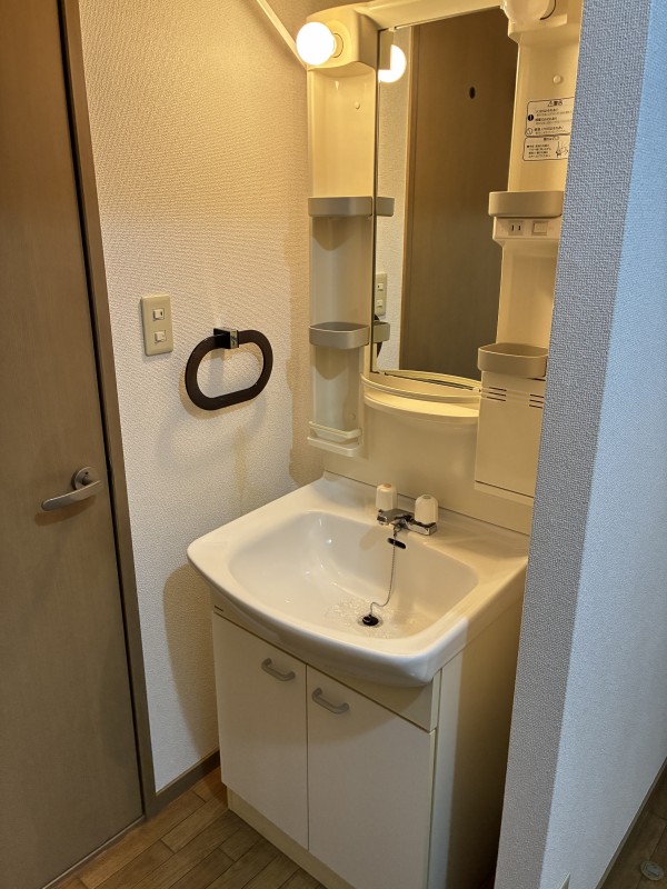 洗面設備　忙しい朝には欠かせない洗面所です