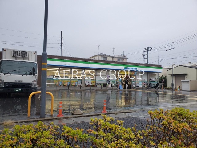 コンビニ　ファミリーマート 川口芝下一丁目店（コンビニ）まで208m