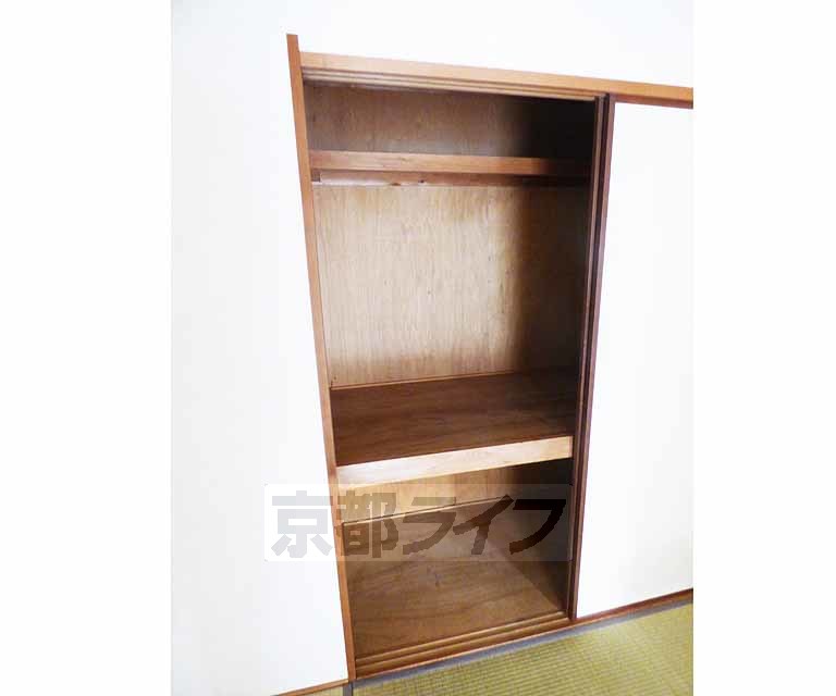 収納　二段使いができてべんりです。