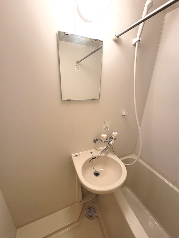洗面設備　203号室参考
