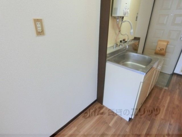 その他設備　冷蔵庫置場