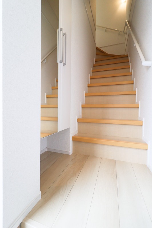 玄関　図面と現状に相違がある場合には現状を優先