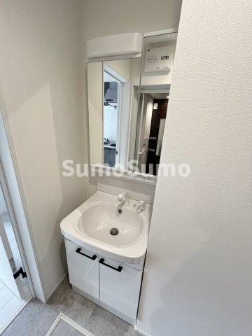 洗面設備　広い洗面スペース