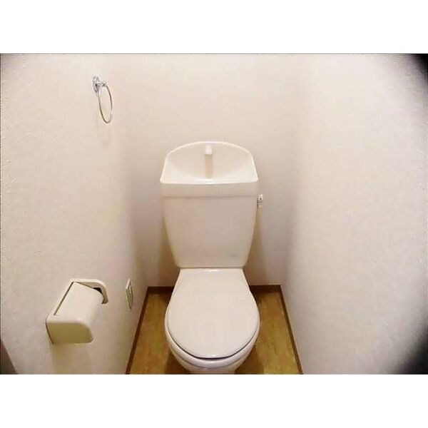 トイレ　参考写真