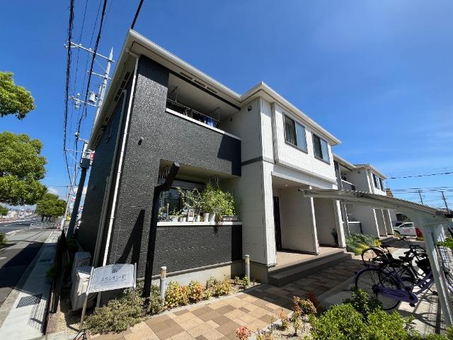 建物外観　外観写真（昼）