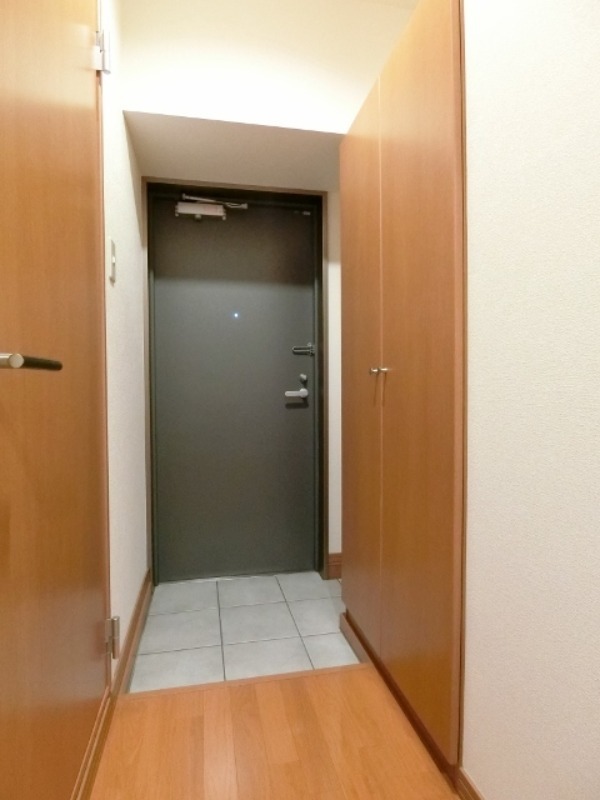 玄関　図面と現状に相違がある場合には現状を優先