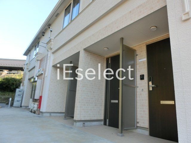 エントランス　玄関へのアプローチ