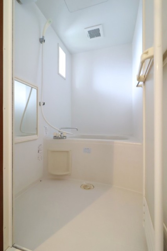 バス・シャワールーム　図面と現状に相違がある場合には現状を優先