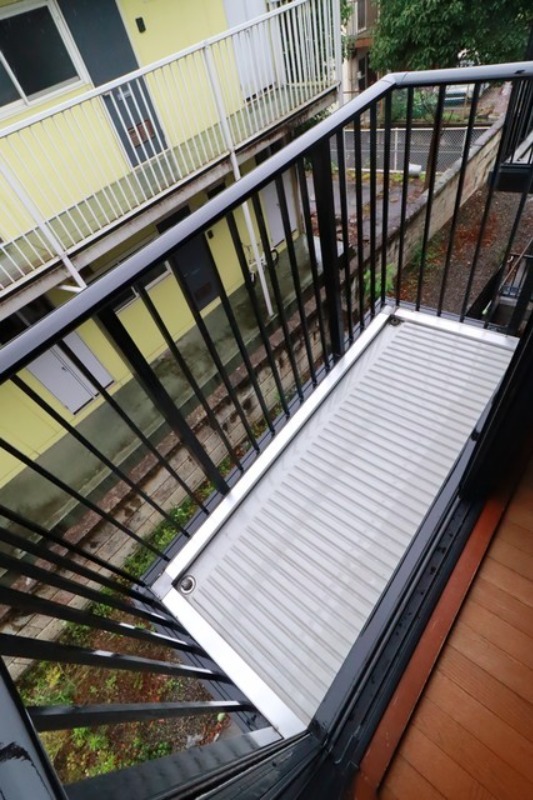 バルコニー　図面と現状に相違がある場合には現状を優先