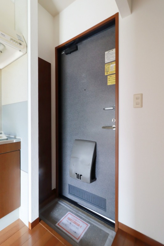 玄関　図面と現状に相違がある場合には現状を優先