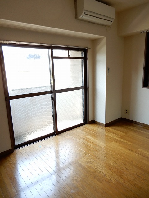 居室・リビング　●　リビング