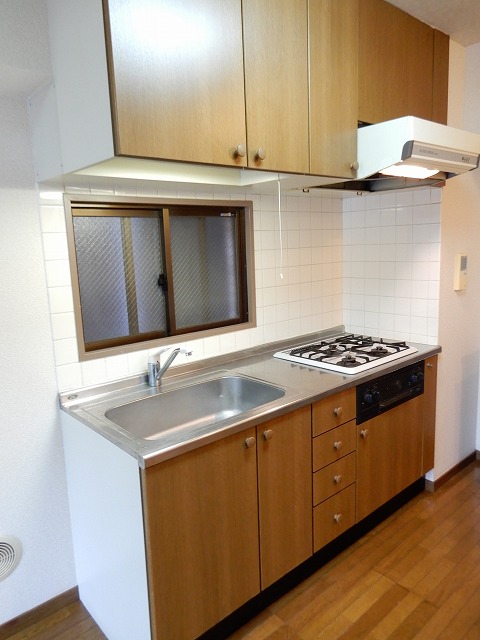 キッチン　●　システムキッチン