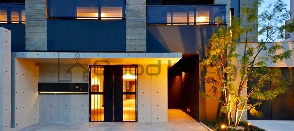 建物外観　凛とした佇まい