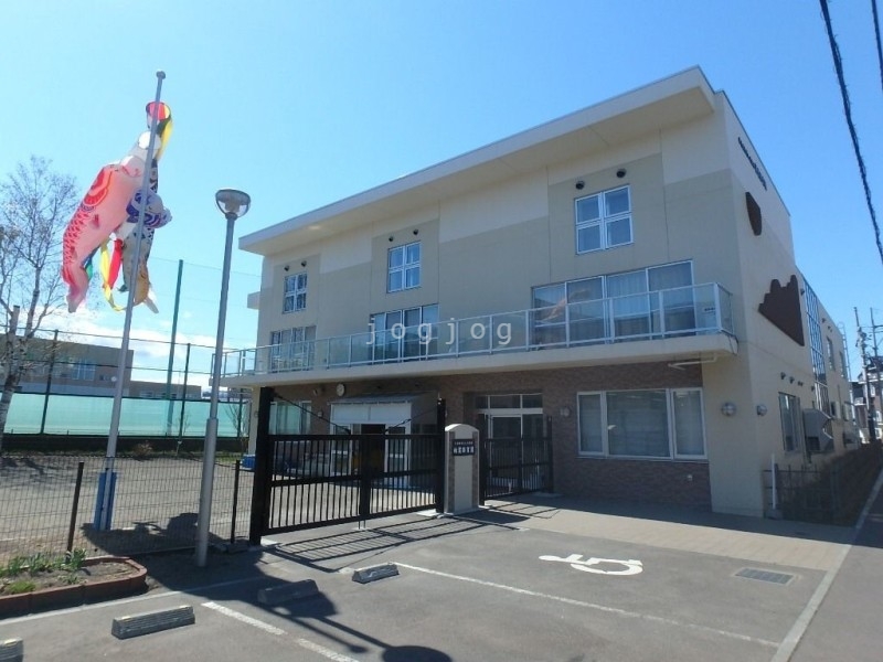 幼稚園・保育園　柏葉保育園（幼稚園・保育園）まで1102m