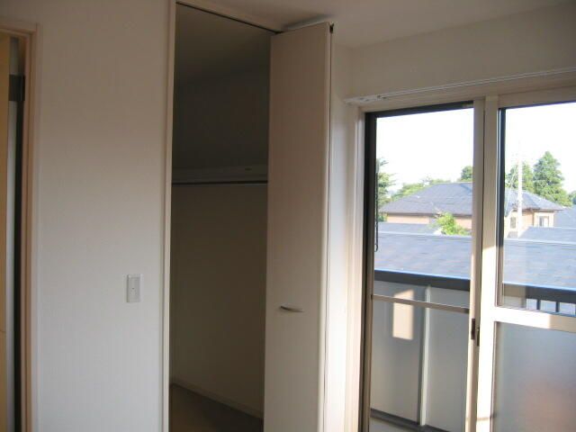 収納　クローゼット