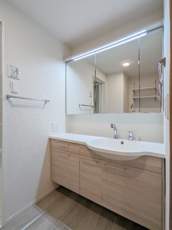 洗面設備　図面と現状に相違がある場合には現状を優先