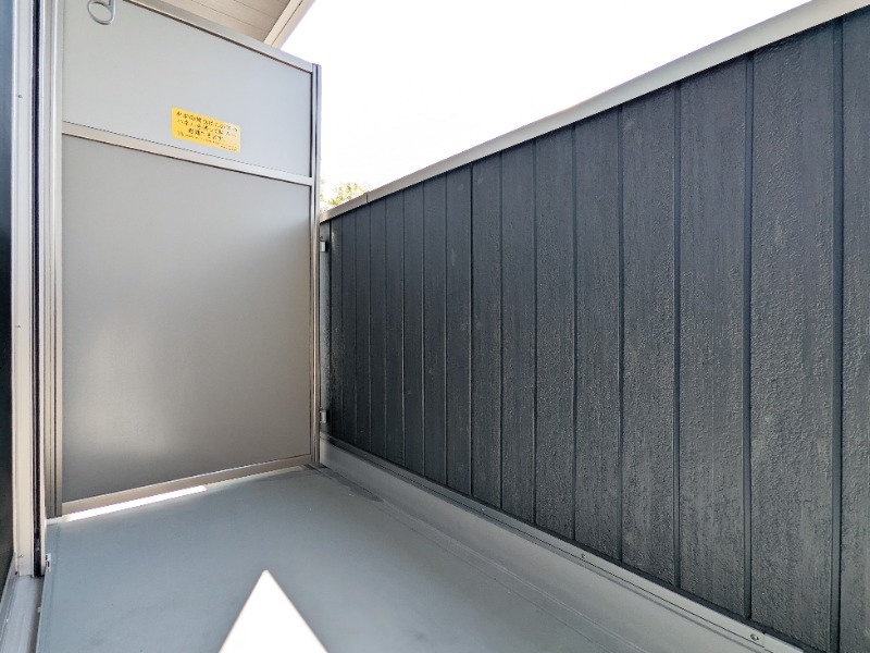 バルコニー　図面と現状に相違がある場合には現状を優先