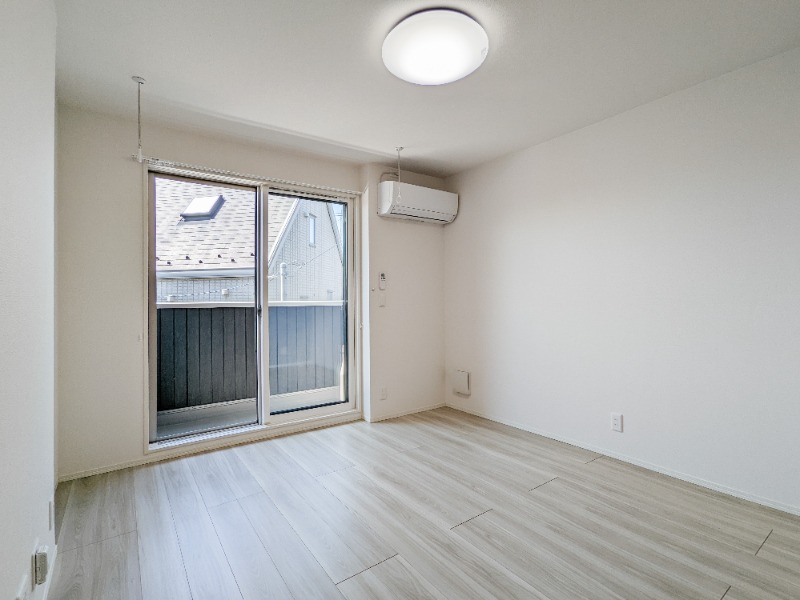 居室・リビング　図面と現状に相違がある場合には現状を優先