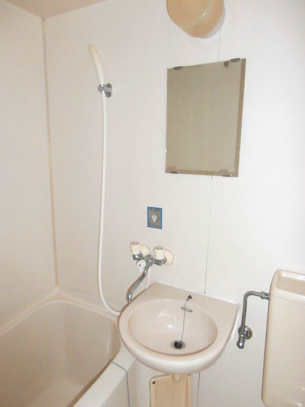 洗面設備　同仕様