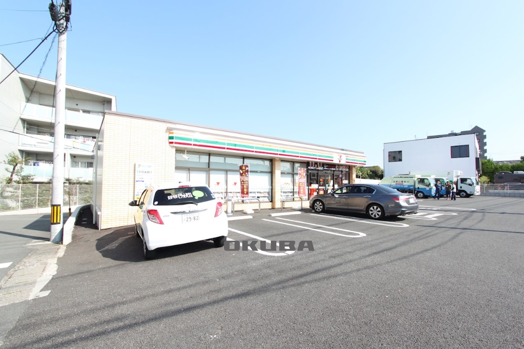コンビニ　セブンイレブン 熊本産業道路店（コンビニ）まで620m