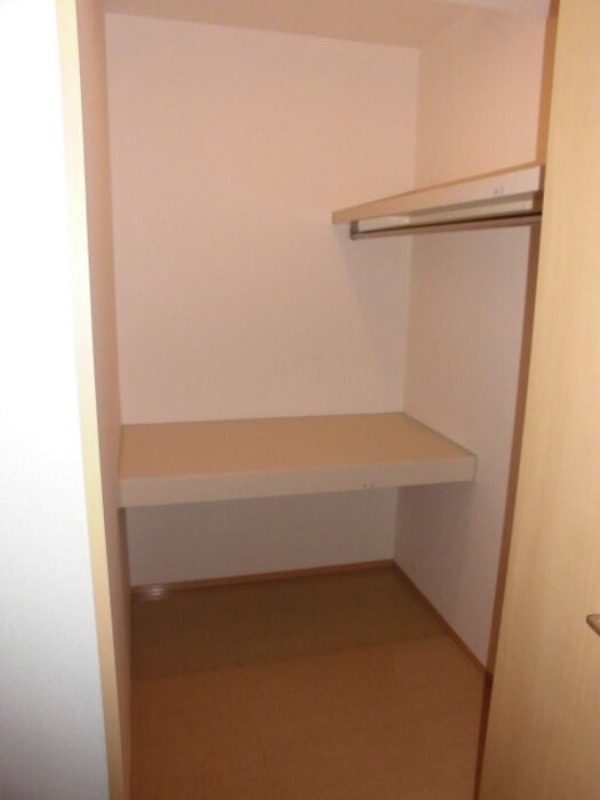 収納　図面と現状に相違がある場合には現状を優先