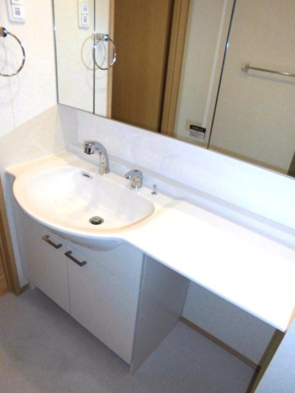 洗面設備　図面と現状に相違がある場合には現状を優先