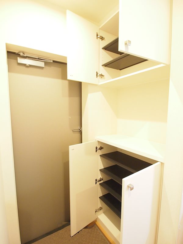 玄関　参考写真