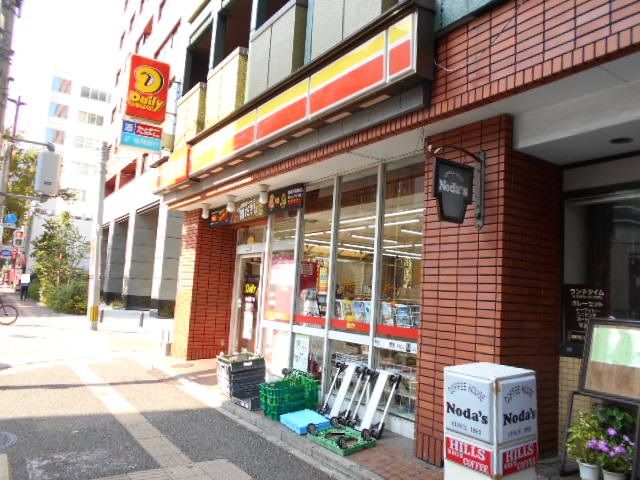 コンビニ　デイリーヤマザキ大名通り店（コンビニ）まで287m