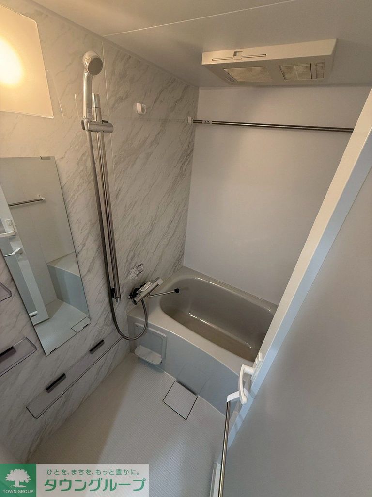 バス・シャワールーム　バス