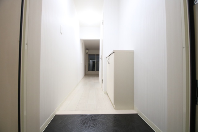 玄関　※別室の参考写真の為、現況優先です。