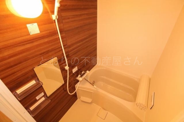 バス・シャワールーム　バスルーム　リシェス