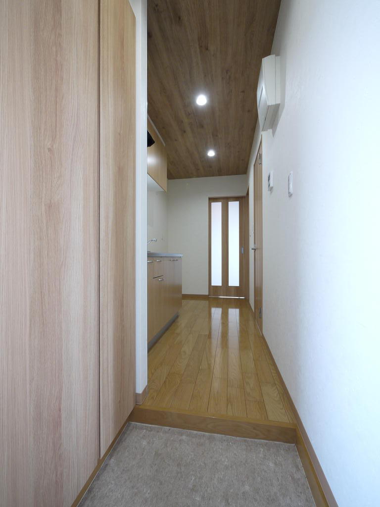 玄関　たっぷり収納できるシューズボックス付きです！