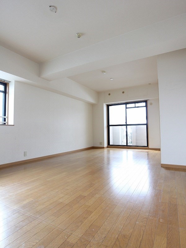 居室・リビング　・別号室参考写真