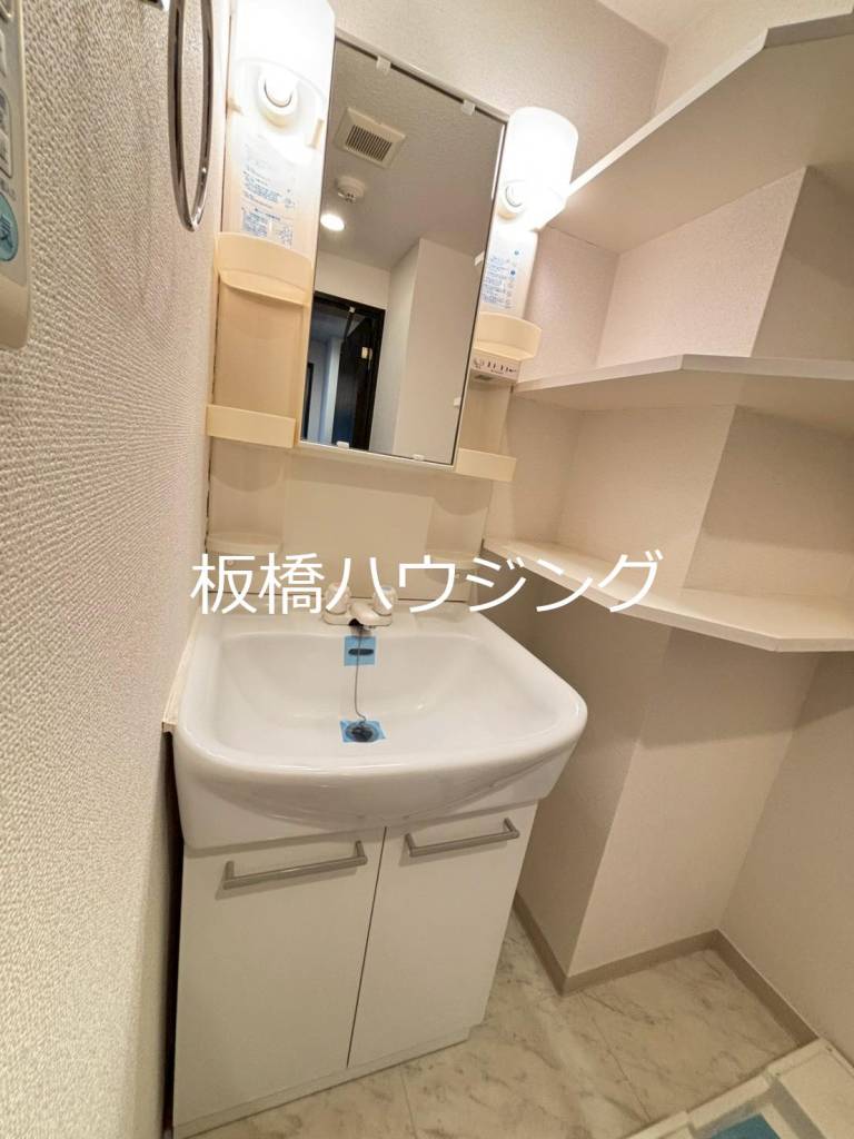 洗面設備　独立洗面台