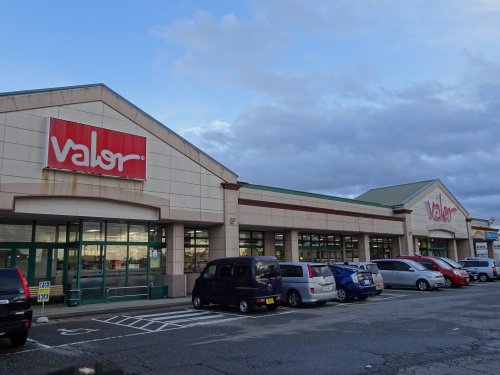 スーパー　バロー 本郷店（スーパー）まで878m