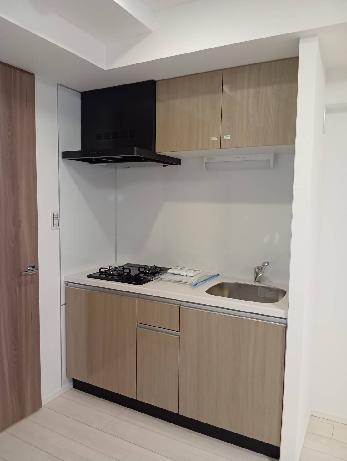 キッチン　コンパクトなキッチンで掃除もラクラク