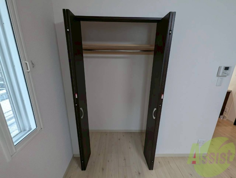 収納　クローゼットがありました。お洋服や荷物はここへ