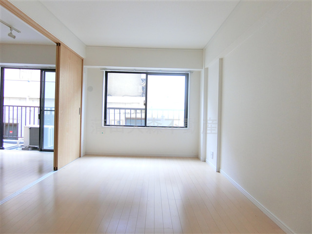 その他　洋室6帖