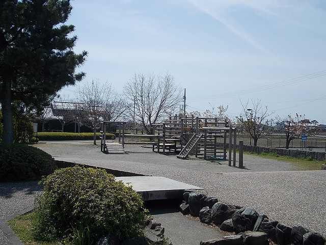 公園　豊岡公園（公園）まで500m