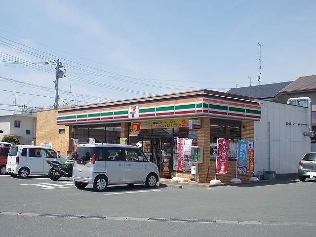 コンビニ　セブンイレブン竜洋堀之内店（コンビニ）まで400m