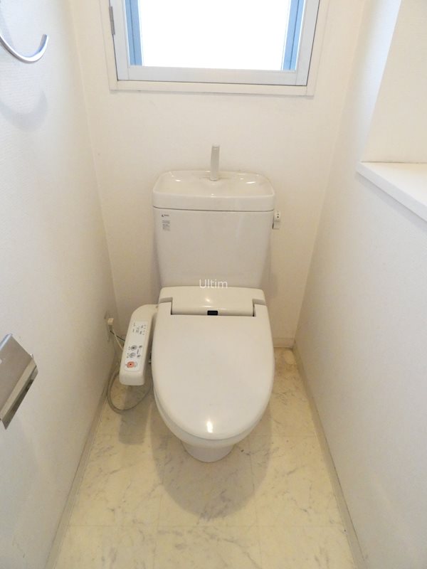 トイレ　※同タイプの他のお部屋です