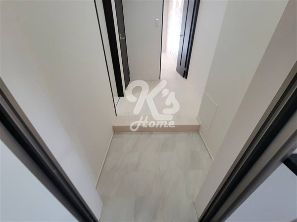 玄関　同物件別タイプの参考写真