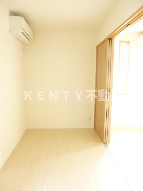 その他部屋・スペース　使い勝手のいい寝室です