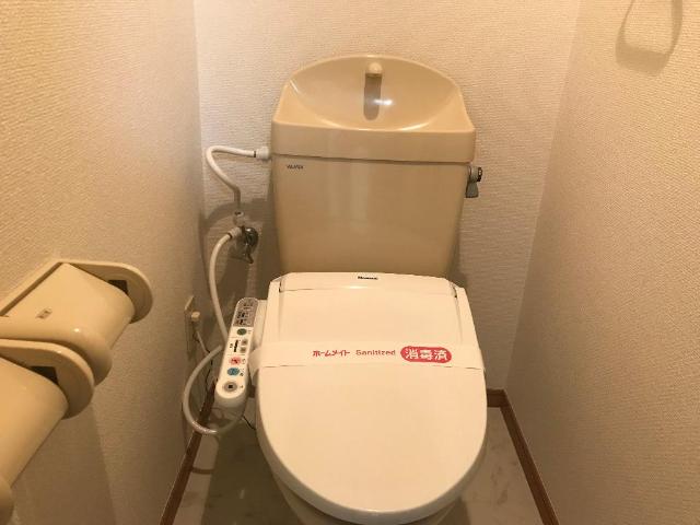 トイレ　シャワー付トイレ