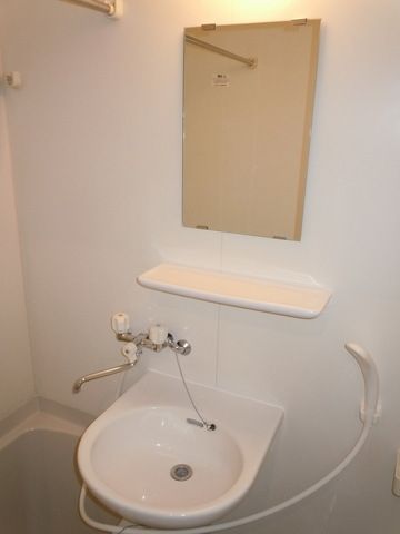 洗面設備　★清潔な感じの洗面台★