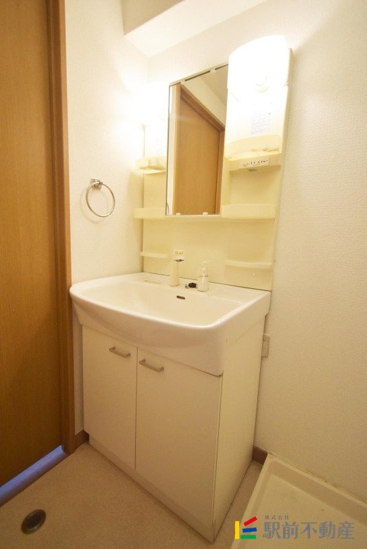 洗面設備　写真は別部屋